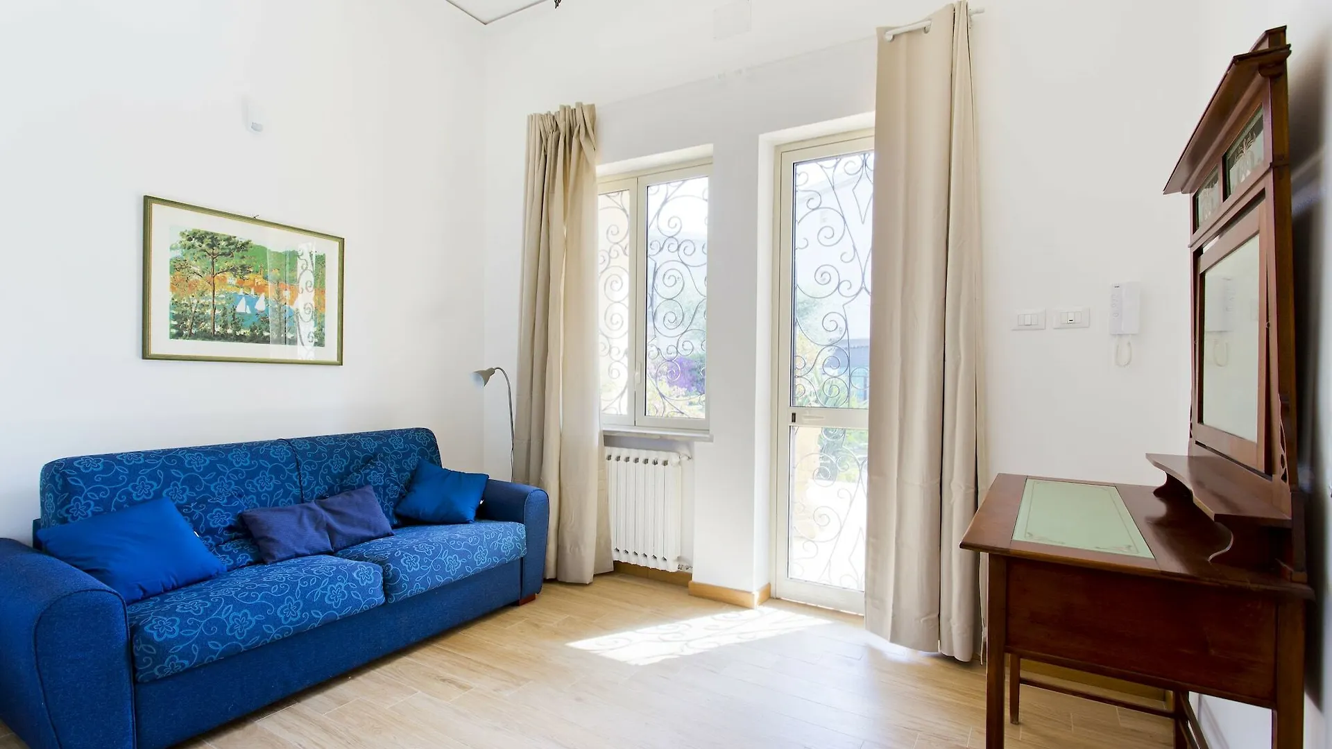 Simphony Rooms Palermo 0*,  Italy